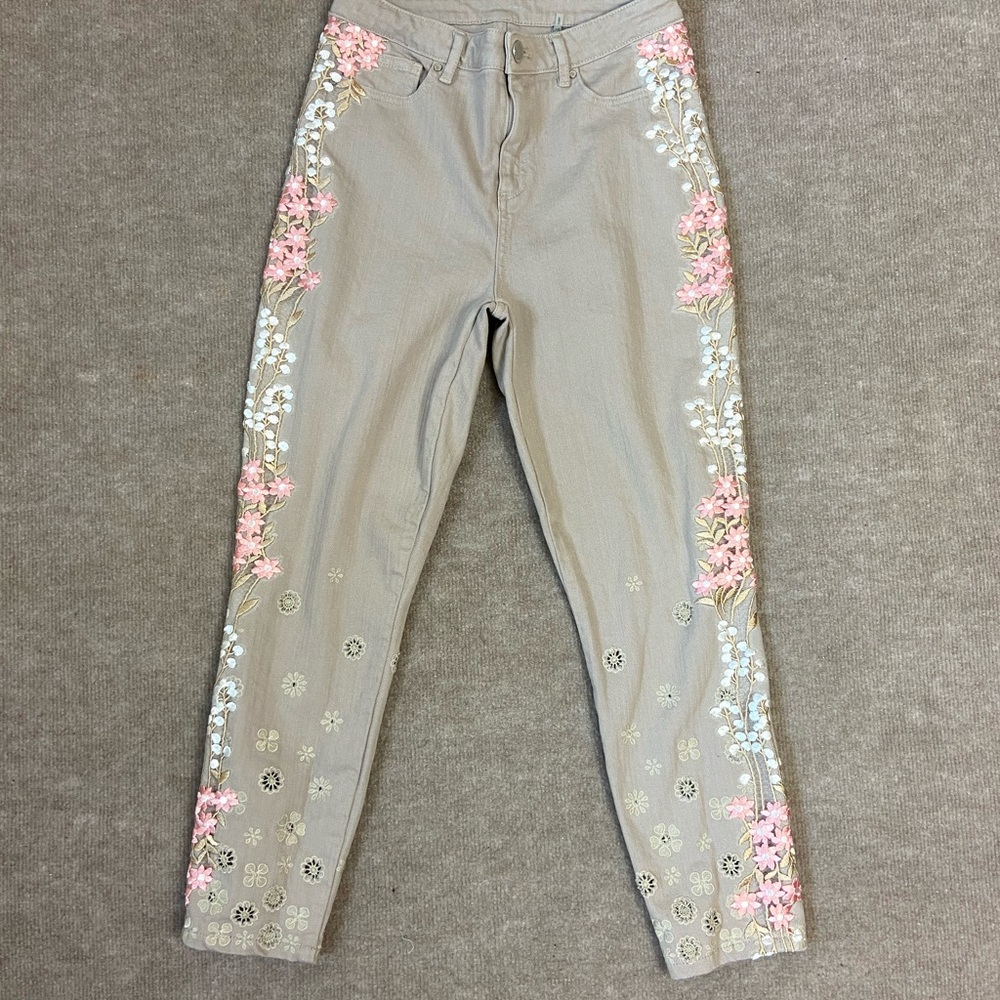 ELIE TAHARI Womens Embroidered Mitzi Cropped Jean